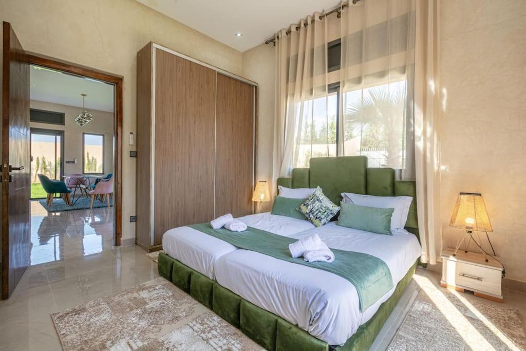 Villa Leila,Piscine , Grand Jardin, Jeux , Cuisiniere Марракеш Экстерьер фото
